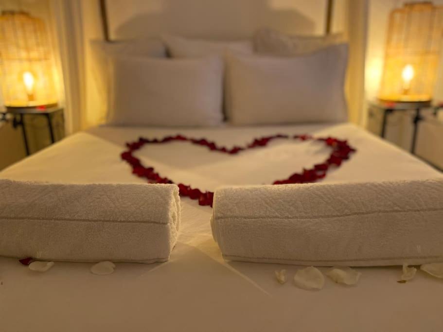Guest House Privee Ezanville Экстерьер фото