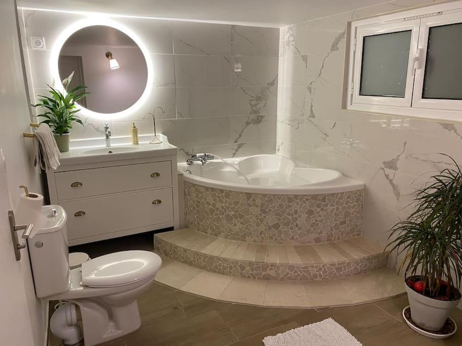 Guest House Privee Ezanville Экстерьер фото