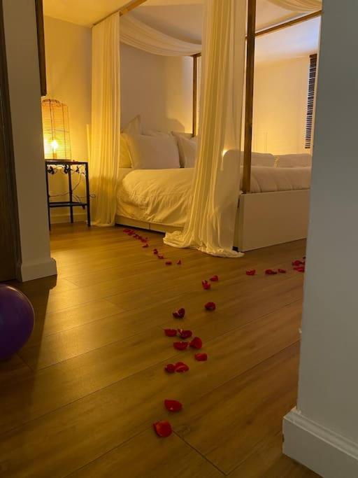 Guest House Privee Ezanville Экстерьер фото